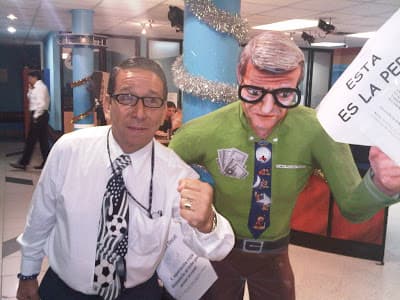 La chacota de quemar algun compañero de trabajo.