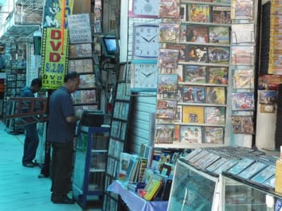 Y ahora? Se acabo la compra de peliculas?