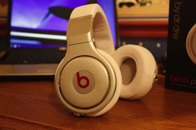 ¿Por qué te ves tan ridículo usando unos Monster Beats by Dr Dre?