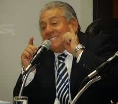 Que debe hacer la prensa con el tema Luis Chiriboga?